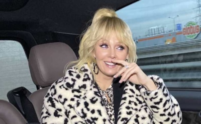 «Забыла юбку»: Валерия показала смелый кадр со съемок клипа