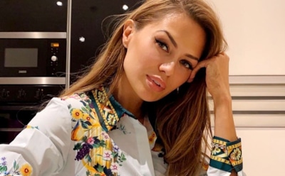 Боня восхитила смелостью, снявшись рядом с диким слоном