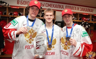 Россиянам показали хоккей 9-летней давности вместо поражения от канадцев