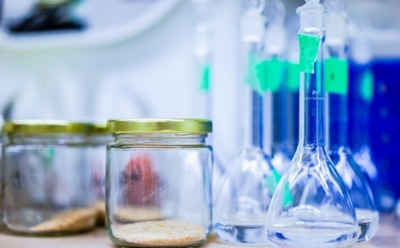 Поваренная соль замедлила рост раковых клеток — исследование