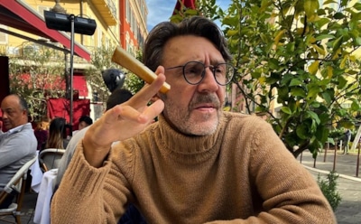 Шнуров в стихах высмеял «пророчество» о скорой смерти