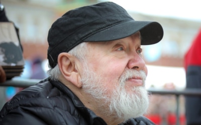 Режиссер Соловьев попал в больницу с инфильтратом в ногах