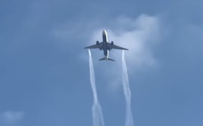 Самолет Delta сбросил топливо над Лос-Анджелесом: 60 пострадавших