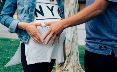 Беременным нерезиденткам хотят ограничить въезд в США — СМИ