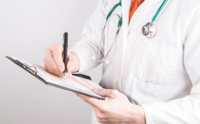 Врач связал детскую онкологию с нищетой населения