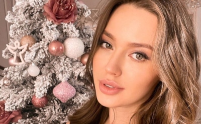 Костенко обвинили в богохульстве из-за снимка на фоне икон