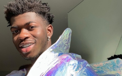 «Розовый ковбой» на каблуках расколол Сеть