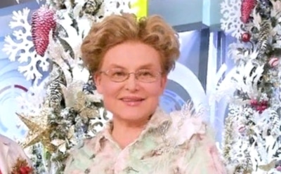 Малышева заявила, что мошенники продают опасный препарат от ее имени