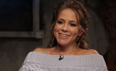 Юлия Барановская показала «честное» фото без макияжа