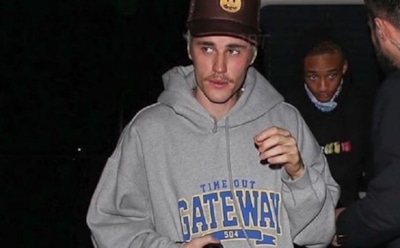 Бибер начал брать с фанаток деньги за фото