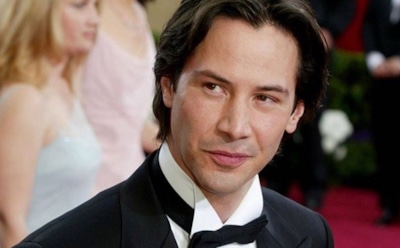 Автор украинского учебника по истории оправдался за фото Киану Ривза