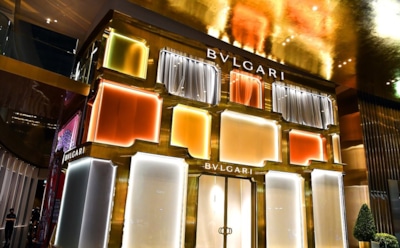 Модные бренды жертвуют средства на борьбу с коронавирусом