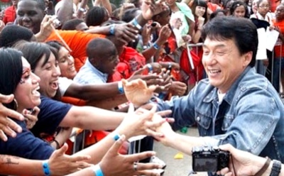 Джеки Чан пообещал награду за создание лекарства от коронавируса