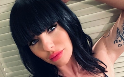 Юлия Волкова сможет снова петь после операции на голосовых связках в США