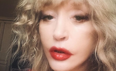 Пугачева решила продавать виниловые проигрыватели