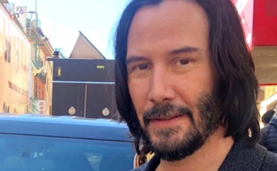 В Сеть слили полет Киану Ривза между небоскребами со съемок 4-й «Матрицы»