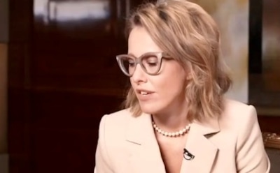 «Все равно обвиснут»: Собчак троллит Лаврентьеву и ее мужа-писателя