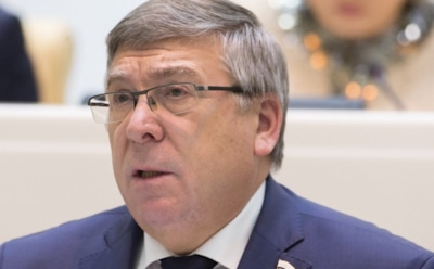 Сенатор раскритиковал звезд из-за жалоб на свои пенсии