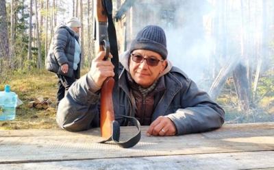 Егор Кончаловский осудил 18-летнюю дочь за взрослого жениха и тату