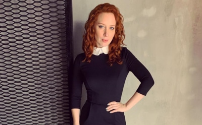 Ирину Шихман в красном платье сравнили со Скарлетт Йоханссон