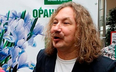 «Найдите 10 отличий»: Игорь Николаев выложил фото без усов