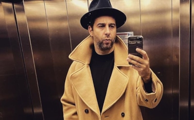 Ургант посмеялся над Хрусталевым из-за продажи водительских прав Брежнева