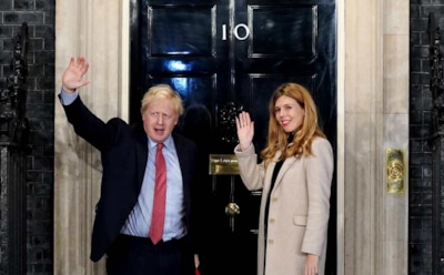 Борис Джонсон обручился с беременной подругой