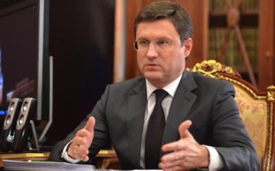 Министр Новак и генсек ОПЕК обменялись «ногопожатиями» из-за коронавируса