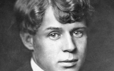 Учительница из Тюмени ведет аккаунт в «Инстаграме» от имени Есенина