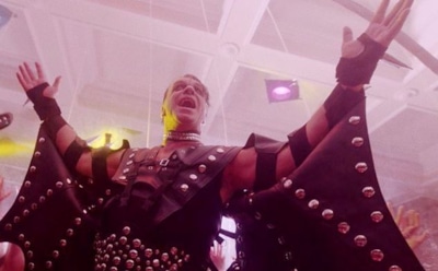 «Плевать на радиацию»: Тилль Линдеманн прокатился на карусели в Припяти