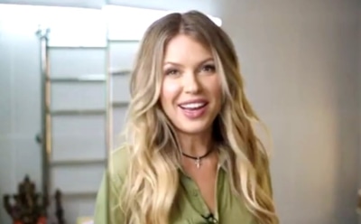 Излечившийся от алкоголизма отец Риты Дакоты подарил ей бриллиант