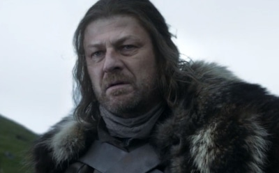 Шон Бин из «Игры престолов» запустил бокал в жену в самолете