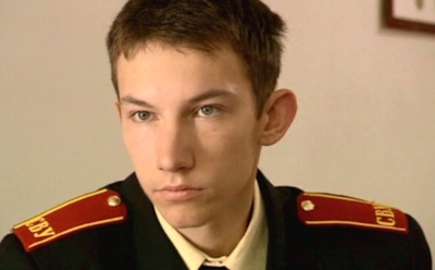 В Сеть попали кадры задержания актера Емельянова