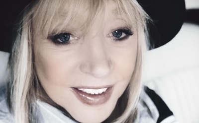 Продюсер вспомнила, как Пугачева плакала от ревности из-за Челобанова