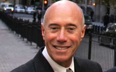 Карантин миллиардера Геффена на яхте разгневал Сеть