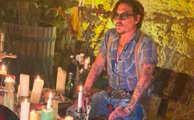 Гарик Харламов устроил «кибератаку» на аккаунт Джонни Деппа в соцсети