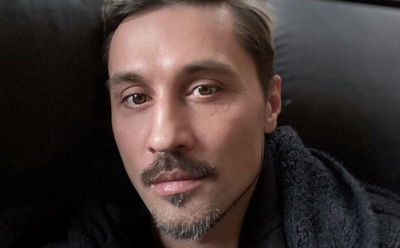 Дима Билан показал свою маму и поздравил ее с днем рождения