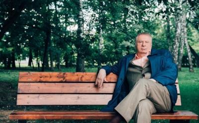 Отец, дедушка и романтик: другой Владимир Жириновский