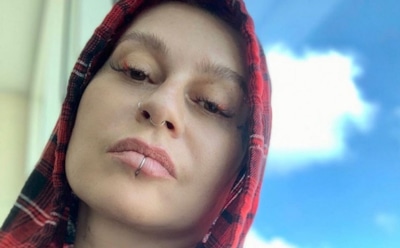 Адвокат рассказала о «литровой бутылке виски» в райдере Наргиз