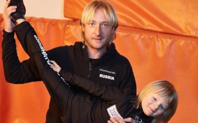 Плющенко отказался принимать извинения Малахова из-за фейковой статьи