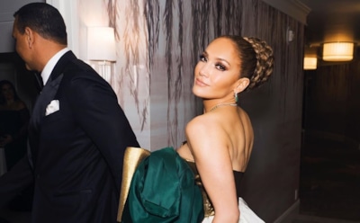 Дженнифер Лопес официально отменила летнюю свадьбу