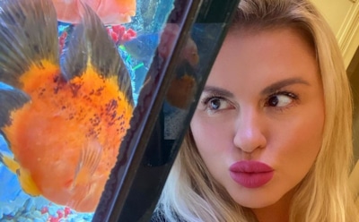 Анна Семенович обескуражила снимком с тремя подбородками