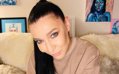 Певица Елка призналась, что стыдилась бедности