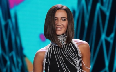 Знаменитости, которые сами постриглись на самоизоляции