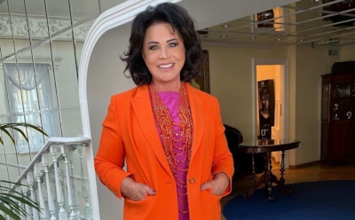 Переболевшая COVID-19 Бабкина общается с родными по видеосвязи