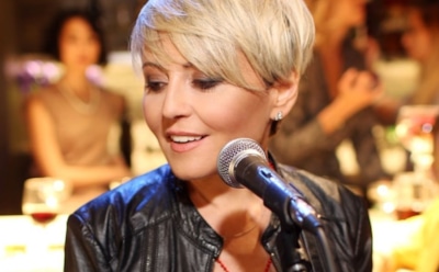 Анжелика Варум показала образ для занятий спортом во время пандемии