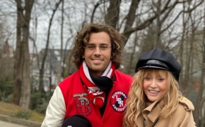 Галкин снял Пугачеву в молодежном «прикиде из 90-х»