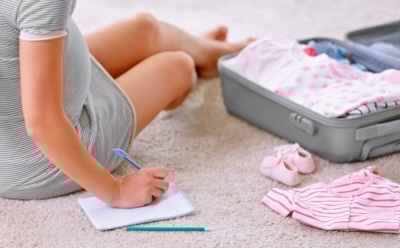 Что нужно знать о сборах в роддом: список необходимых вещей