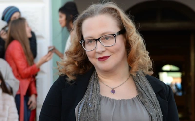 Поиски Бога, поцелуй с Тарантино и другие факты из жизни Юлии Ауг