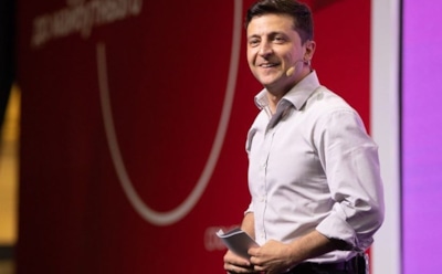 Зеленского хотят оштрафовать за посиделки в кафе на карантине